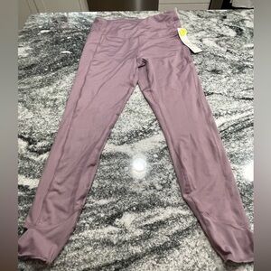 All in Motion light purple leggings with twist accent on bottom legs